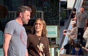 LA FAMILIA BENNIFER: BEN AFFLECK Y JENNIFER LOPEZ SALIERON DE PASEO Y LLEVARON A SUS 5 HIJOS AL CENTRO COMERCIAL