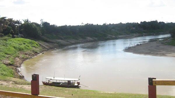 BOLIVIA BUSCA EVITAR BROTE DE ENFERMEDADES EN COBIJA TRAS GRAVE INUNDACION