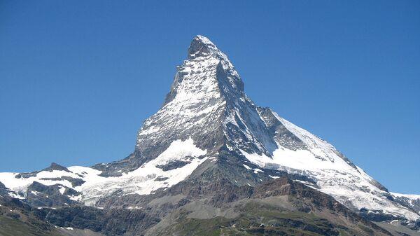 AUMENTA EL NUMERO DE MUERTOS POR UNA AVALANCHA DE NIEVE EN LOS ALPES FRANCESES