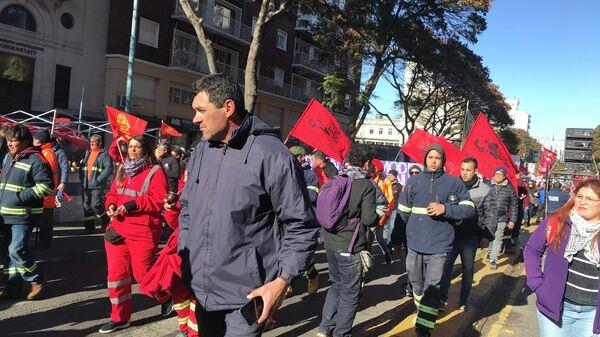 SINDICATOS DE URUGUAY CONVOCAN PARO GENERAL EL 25 DE ABRIL CONTRA REFORMA JUBILATORIA