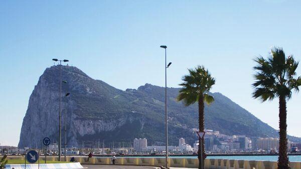 CUMBRE HISPANO-BRITÁNICA SOBRE GIBRALTAR ACABA SIN ACUERDO PERO CON 