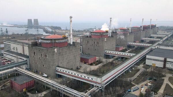 ATAQUE CON DRONES CAUSA UN MUERTO EN CIUDAD SATÉLITE DE LA PLANTA NUCLEAR DE ZAPOROZHIE