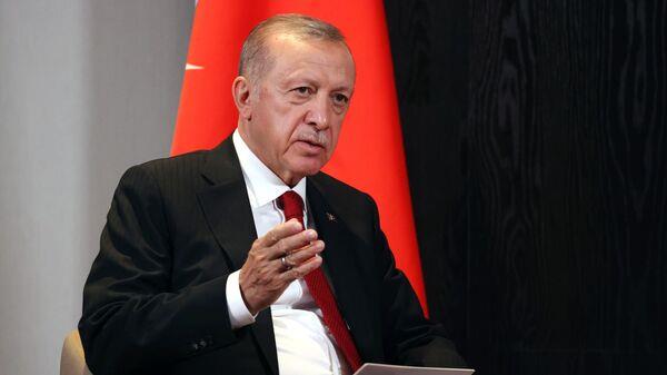 ERDOGAN SUBRAYA QUE NINGUNA ORGANIZACIÓN TERRORISTA LOGRARÁ SUS OBJETIVOS EN TURQUÍA